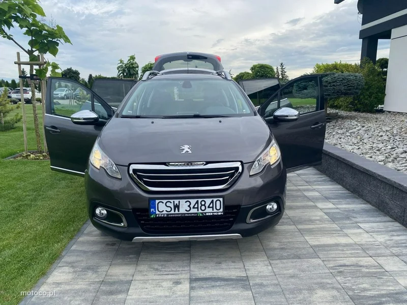 Peugeot 2008 6