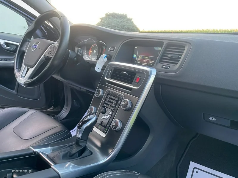 Volvo V60 15