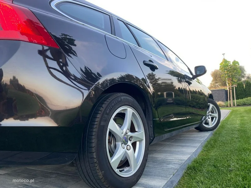 Volvo V60 34
