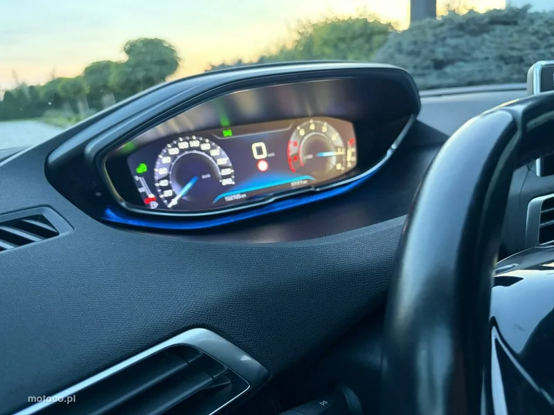 Peugeot 3008 16