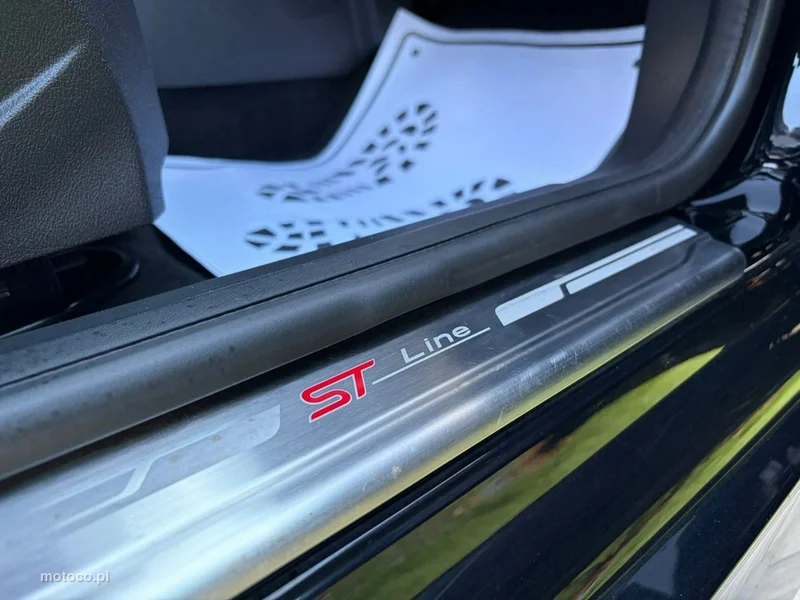 Ford Focus III 12