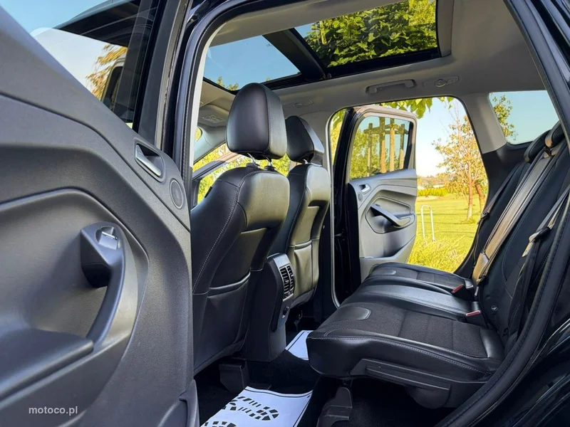 Ford Kuga II 19