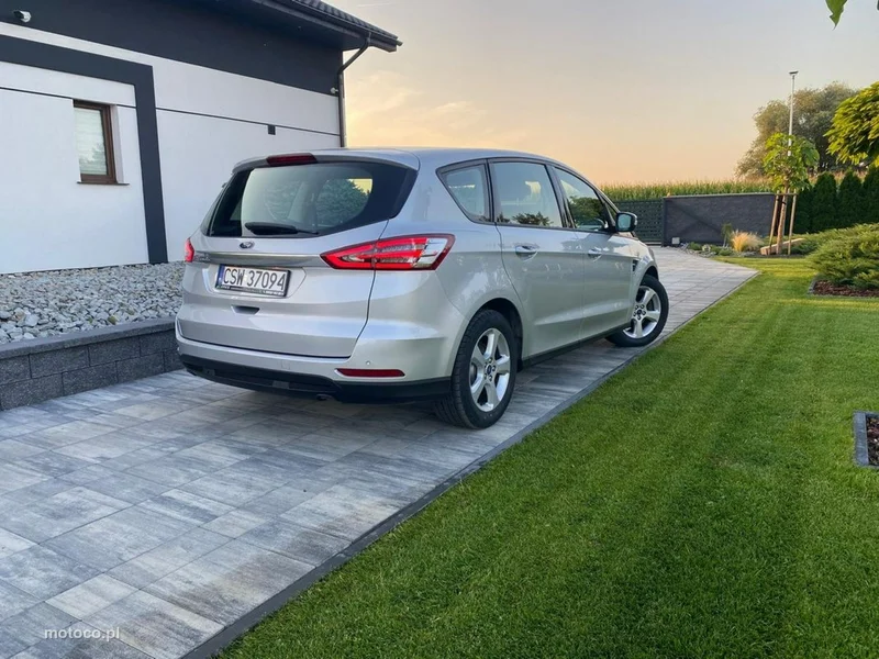 Ford S-Max II 2
