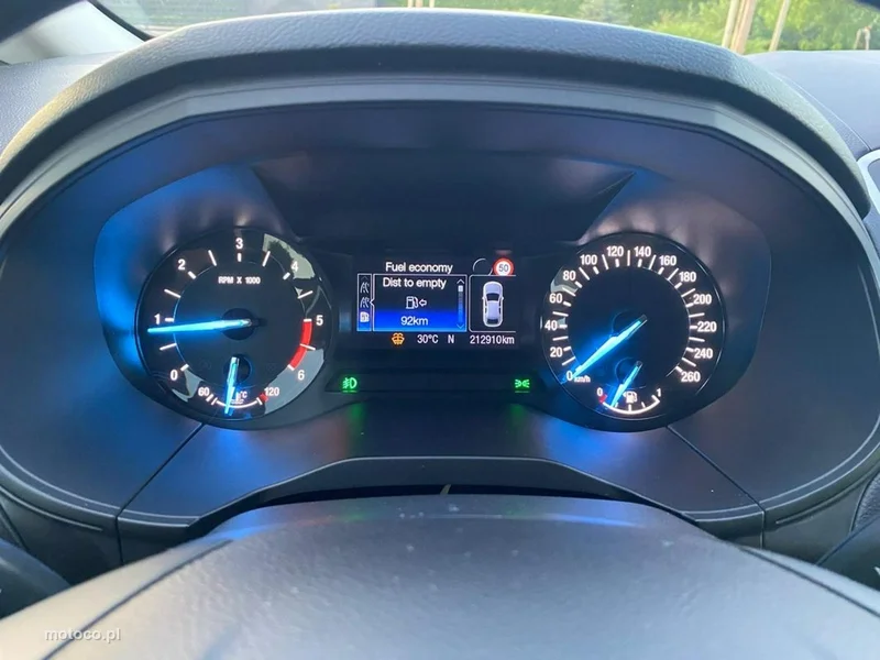 Ford S-Max II 36