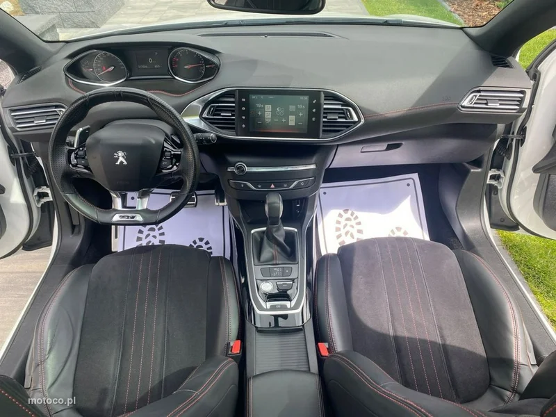 Peugeot 308 8