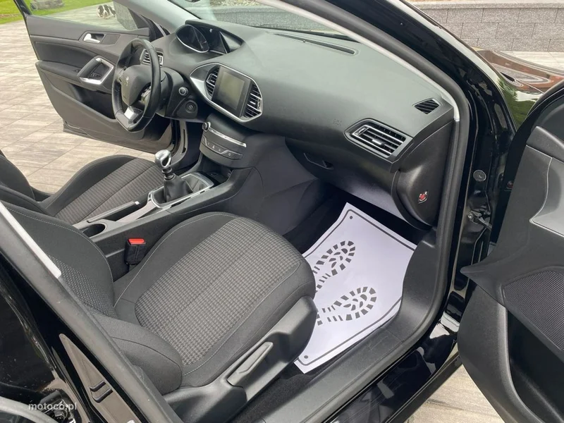 Peugeot 308 35