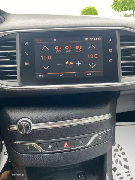 Peugeot 308 10