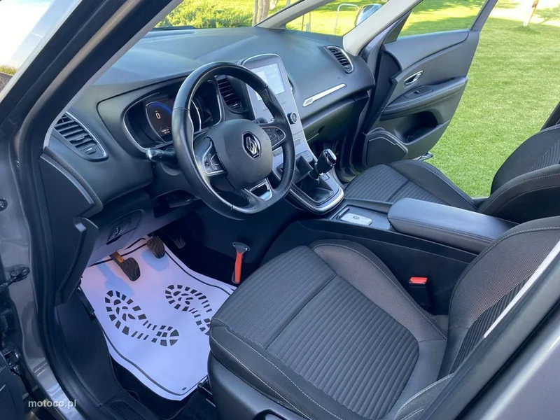 Renault Scenic IV 23