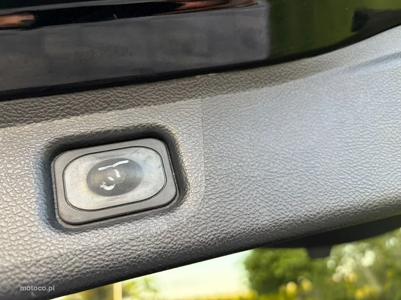 Ford S-Max II 30