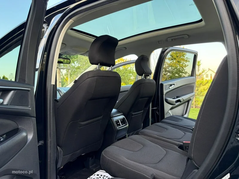 Ford S-Max II 5