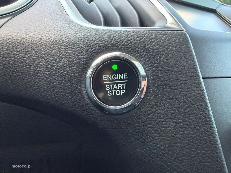 Ford S-Max II 8