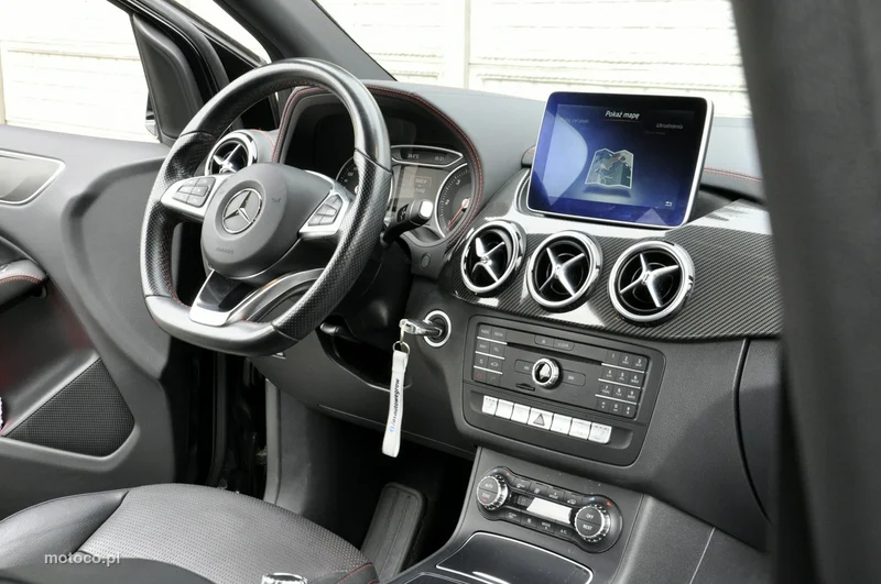 Mercedes-Benz Klasa B W246 B 220 6