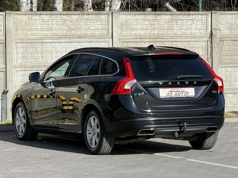 Volvo V60 4