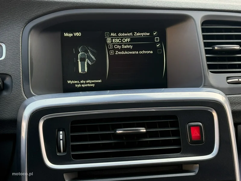 Volvo V60 40