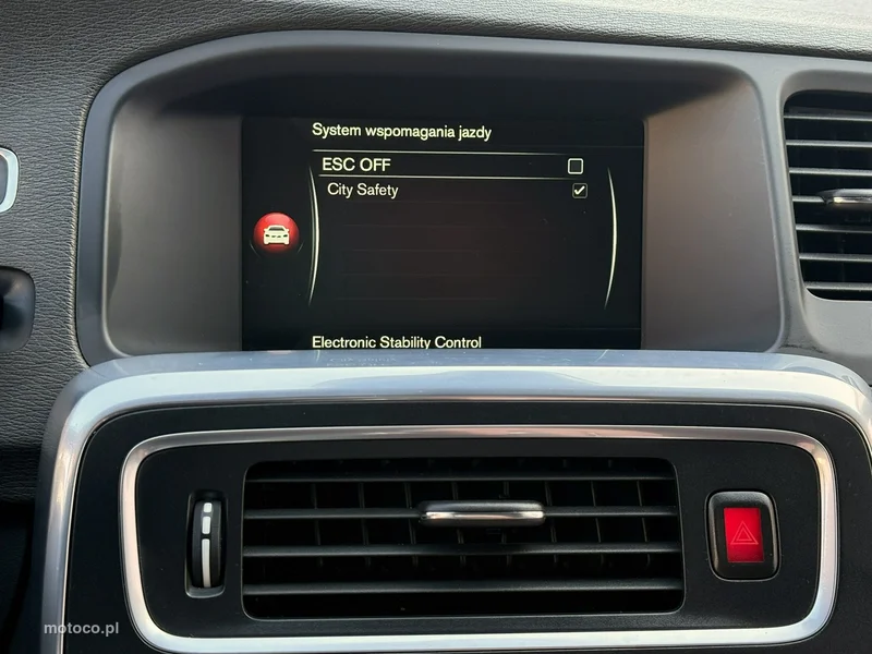 Volvo V60 51