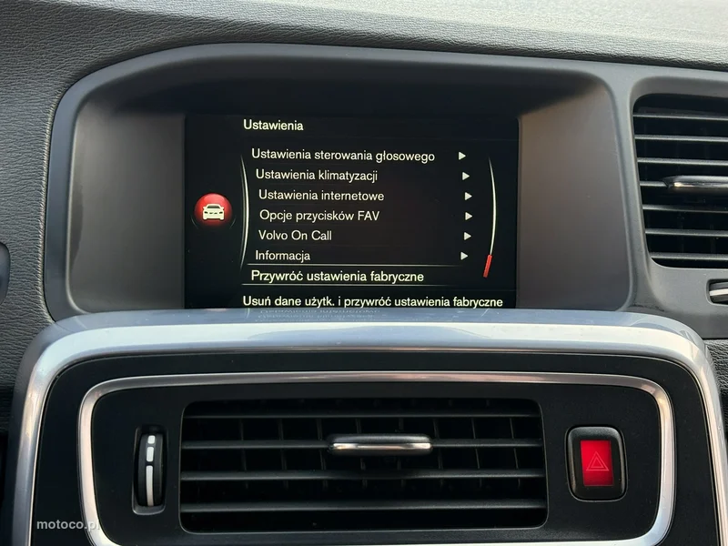 Volvo V60 53