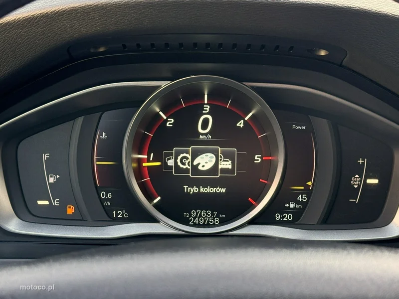 Volvo V60 59