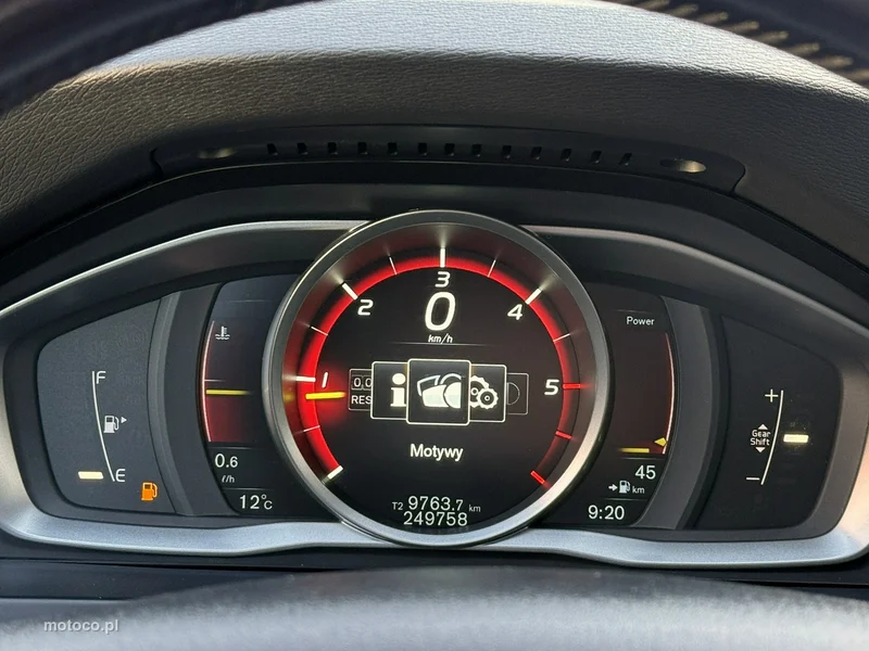 Volvo V60 62