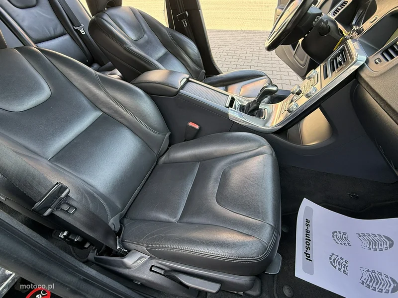 Volvo V60 70