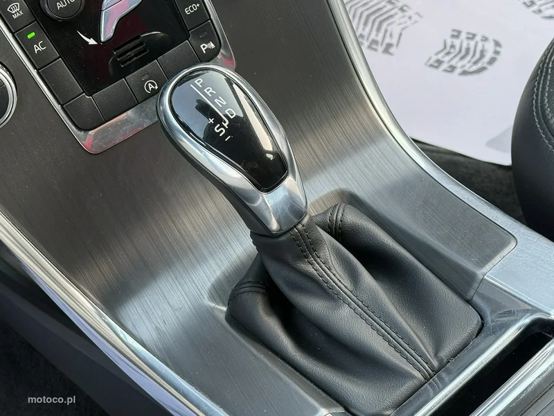 Volvo XC 60 9