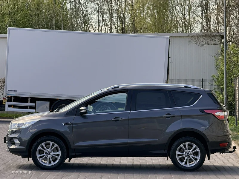 Ford Kuga II 23