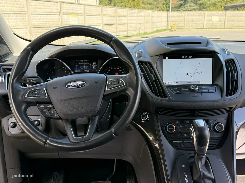 Ford Kuga II 46