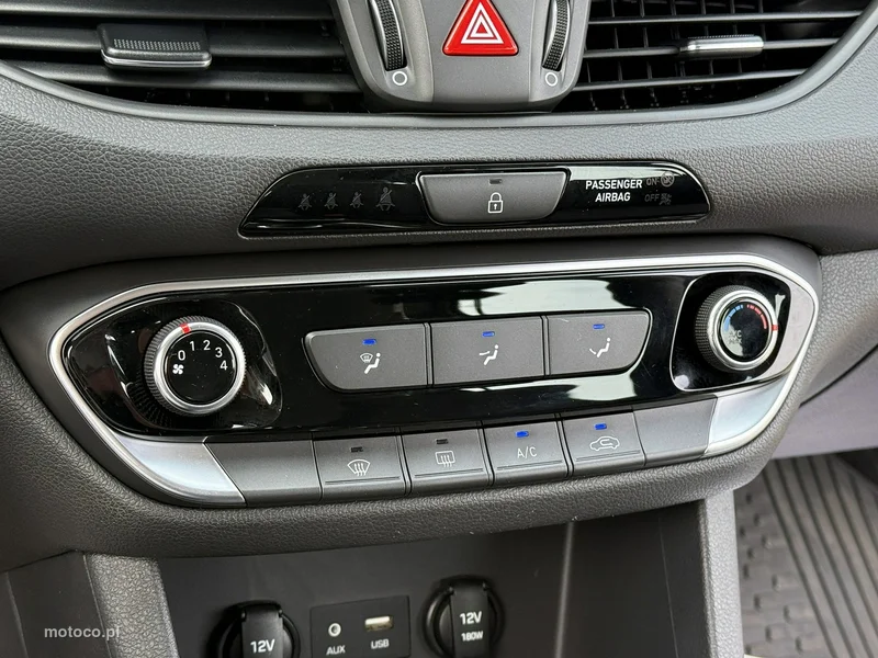 Hyundai i30 13