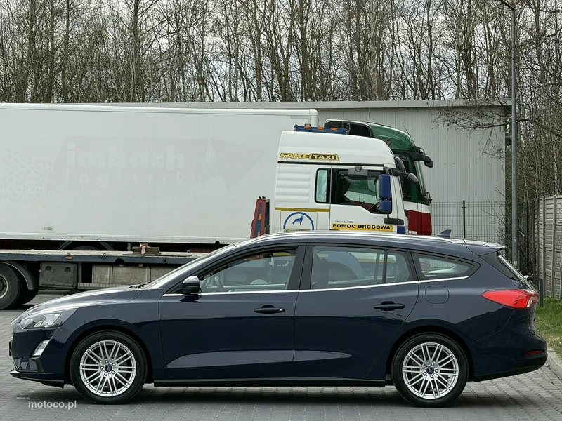 Ford Focus IV 23