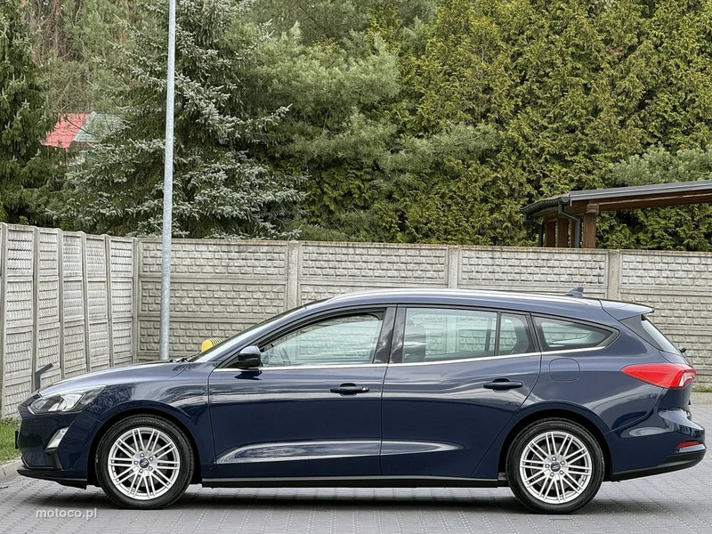 Ford Focus IV 34