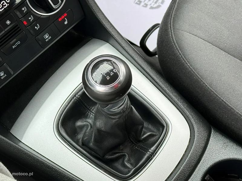 Audi Q3 8U 12