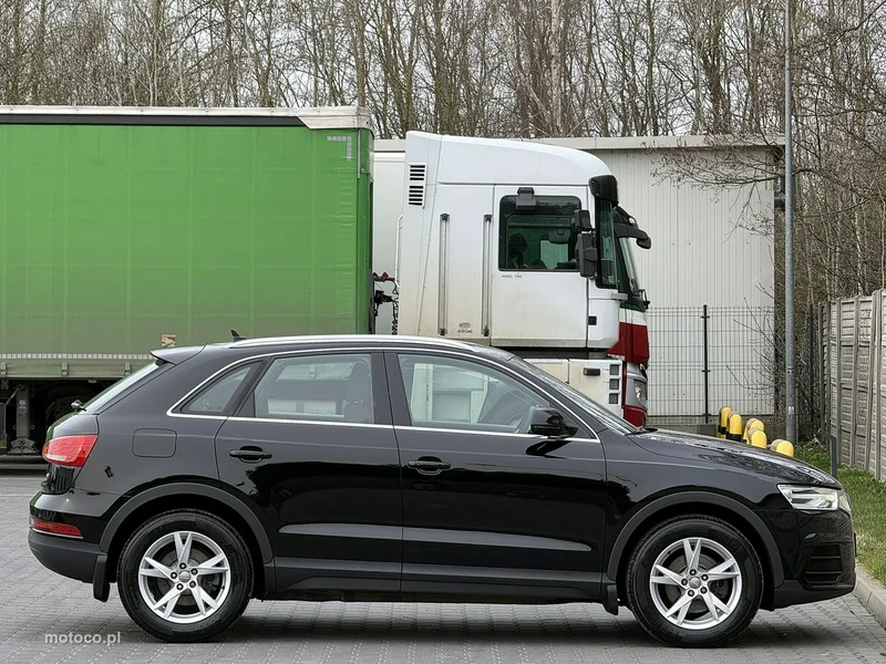 Audi Q3 8U 46