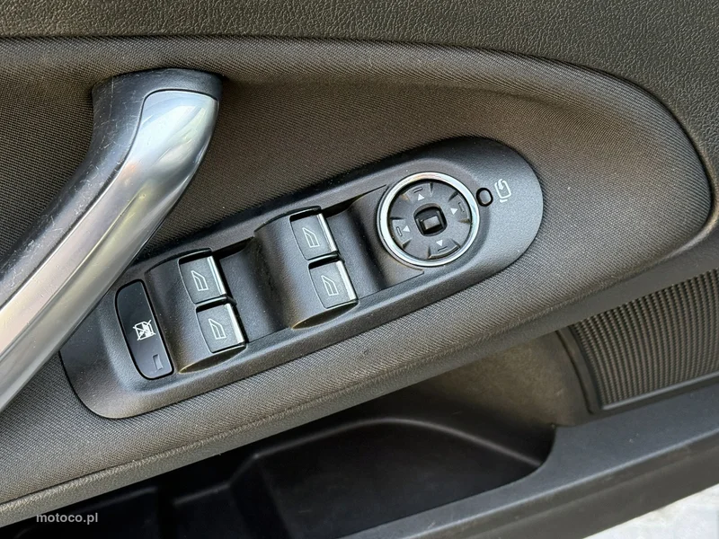 Ford Mondeo IV 16