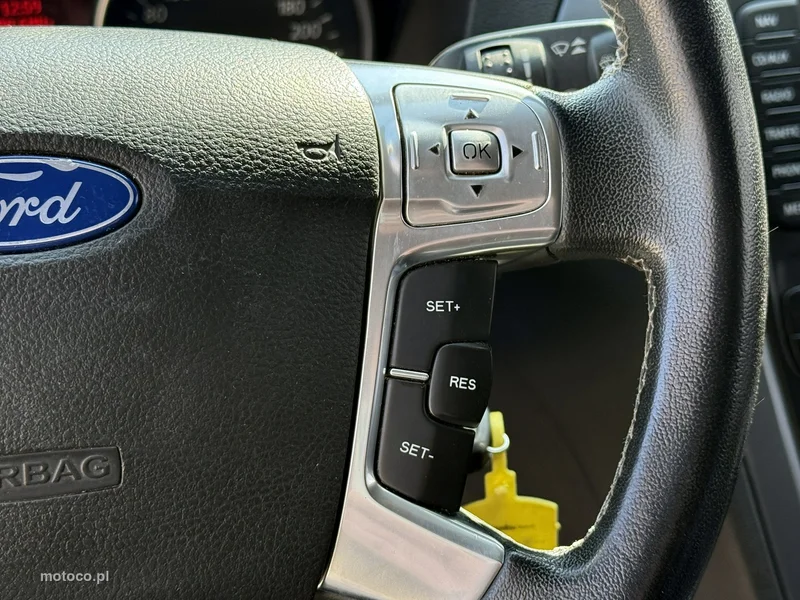 Ford Mondeo IV 19
