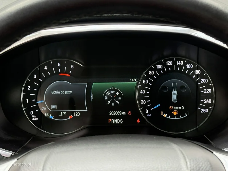 Ford S-Max II 11