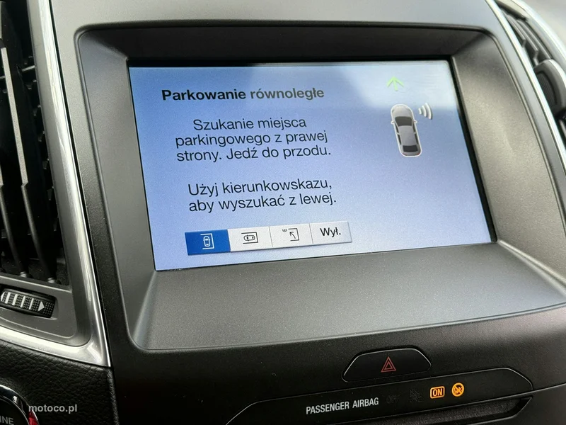 Ford S-Max II 15