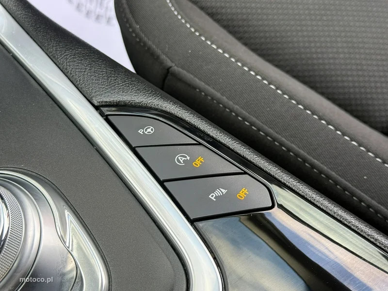 Ford S-Max II 16