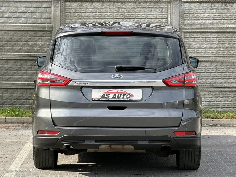 Ford S-Max II 35