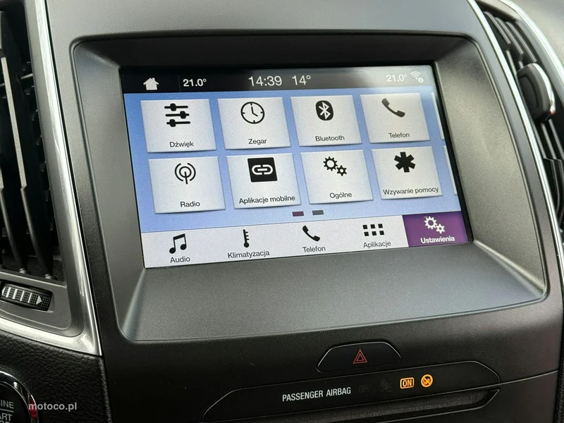 Ford S-Max II 45