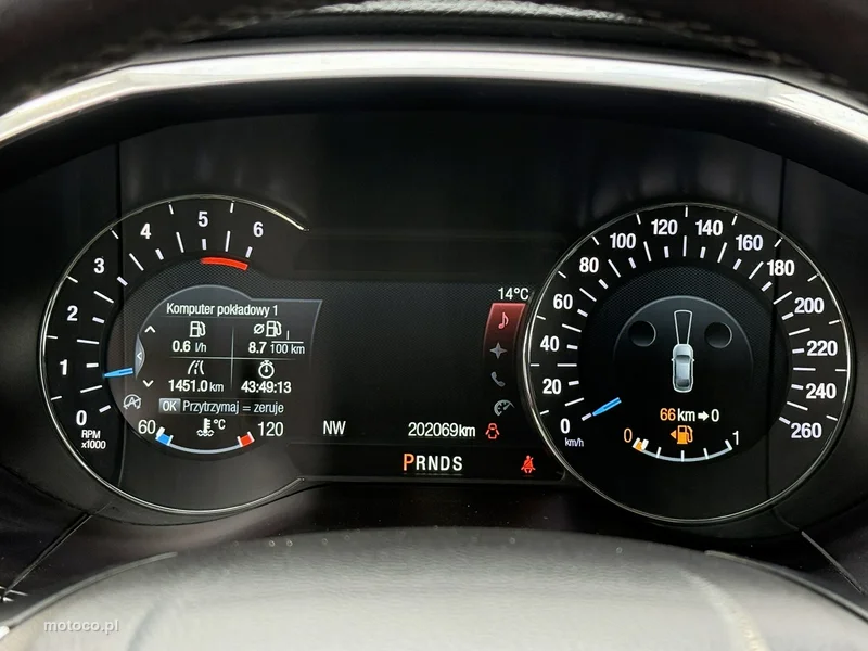 Ford S-Max II 63