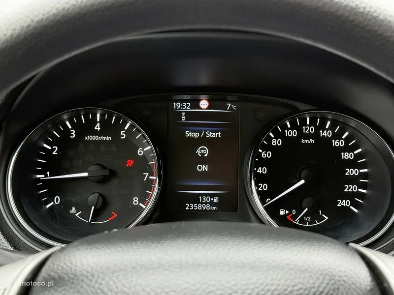 Nissan Qashqai 60