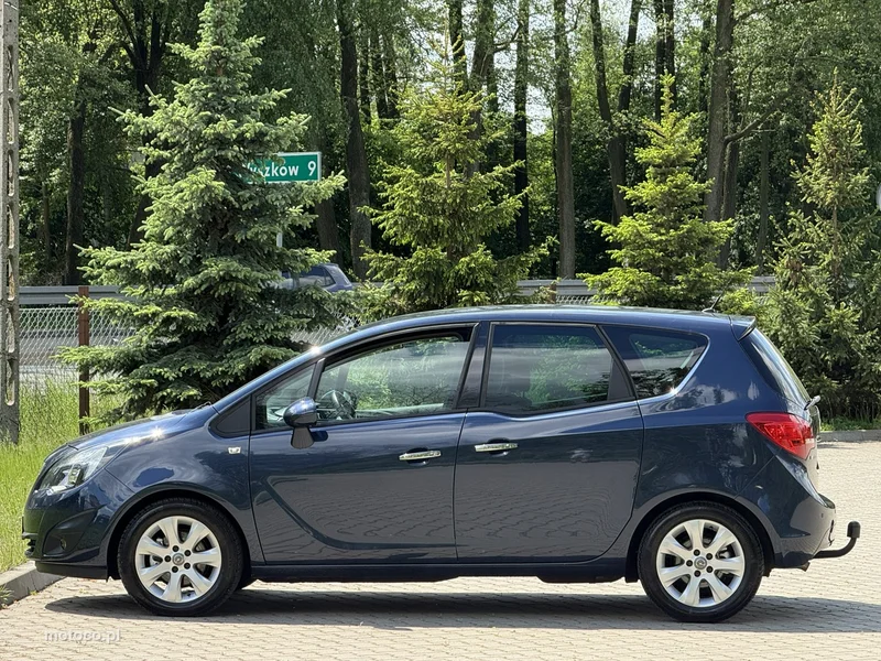 Opel Meriva B 31