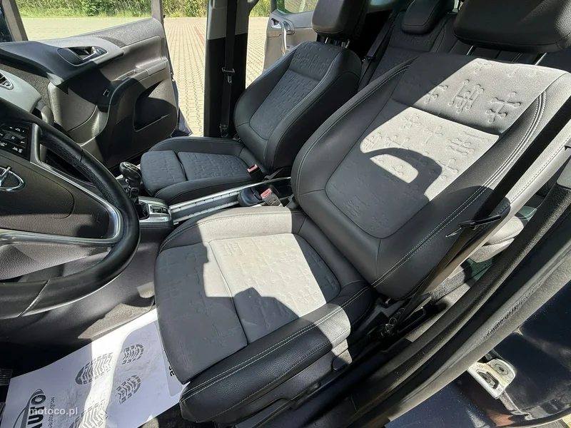 Opel Meriva B 10