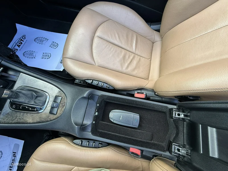 Mercedes-Benz CLK C209 350 13