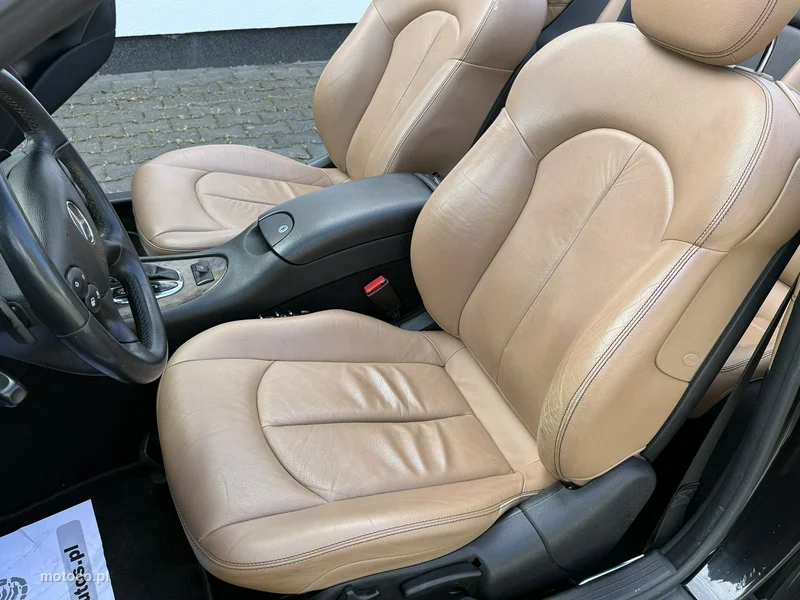 Mercedes-Benz CLK C209 350 14
