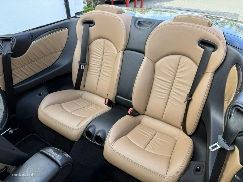 Mercedes-Benz CLK C209 350 15