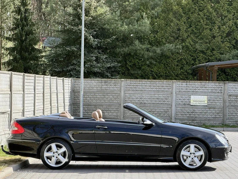 Mercedes-Benz CLK C209 350 38