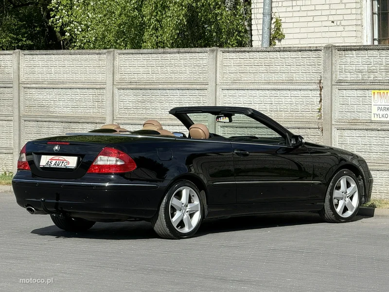 Mercedes-Benz CLK C209 350 48