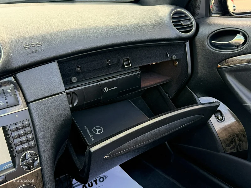 Mercedes-Benz CLK C209 350 59