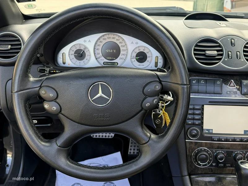 Mercedes-Benz CLK C209 350 63