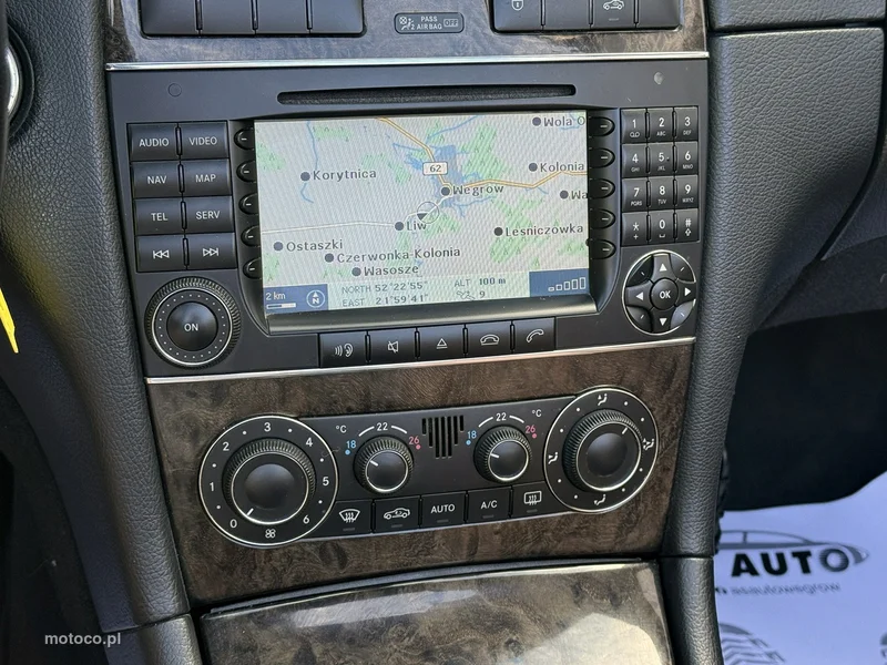 Mercedes-Benz CLK C209 350 10